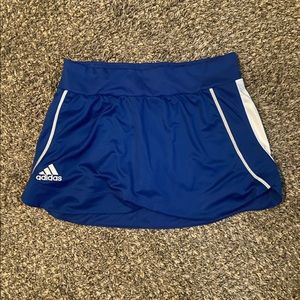 Medium Adidas climacool golf or tennis skort
